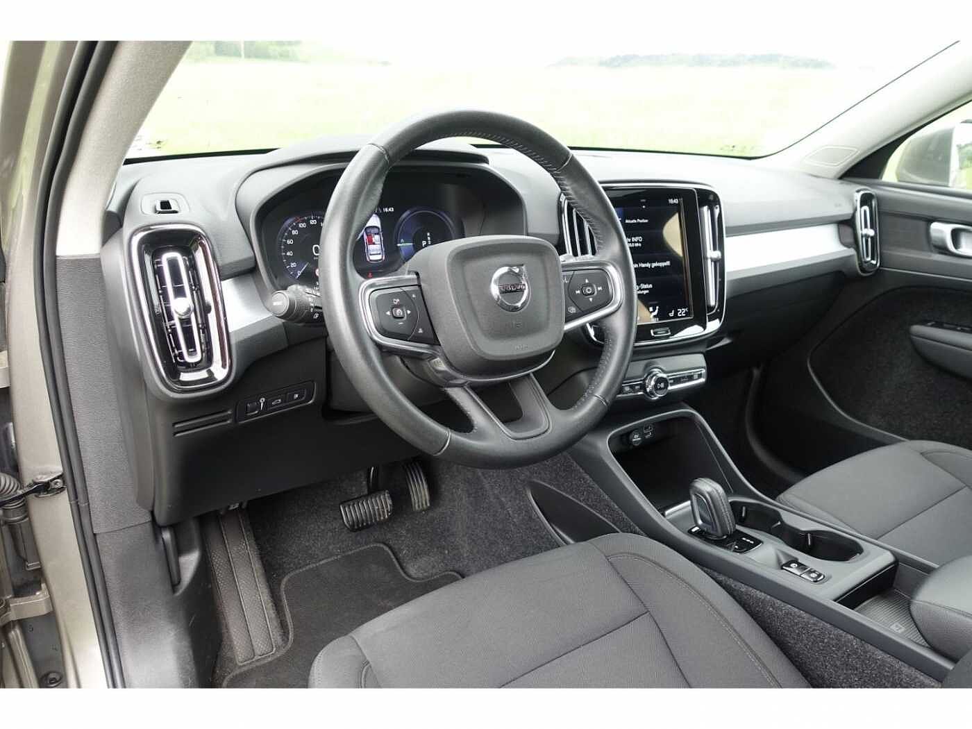 Volvo  T5 Inscription Expression Recharge Plug-In