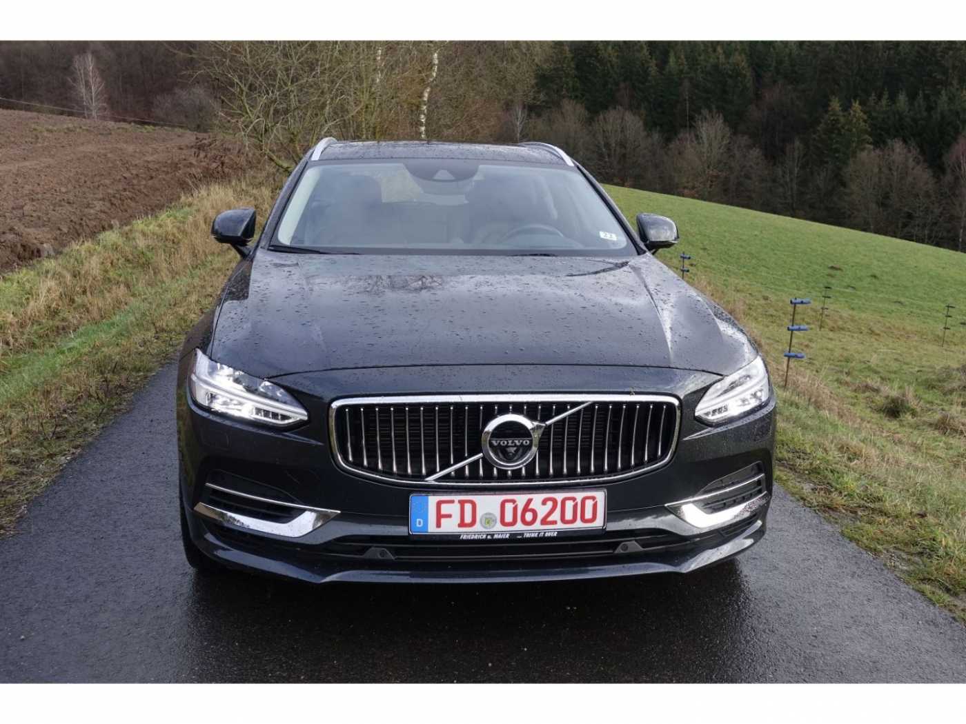 Volvo  Inscription T8 AWD AHK*PGSD*HUD*360°4-C*B&W*