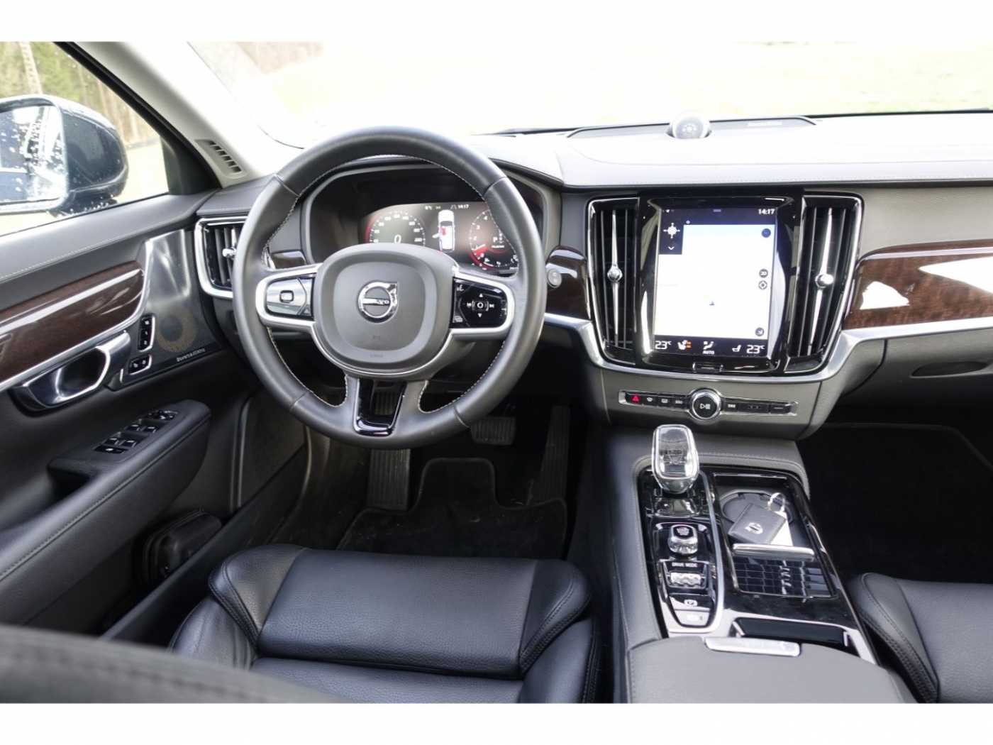 Volvo  Inscription T8 AWD AHK*PGSD*HUD*360°4-C*B&W*