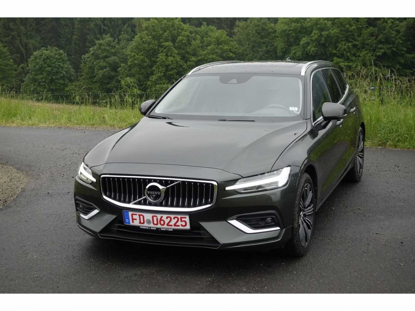 Volvo  Inscription D4 /Head-up Disp/Pano/360°/LED T