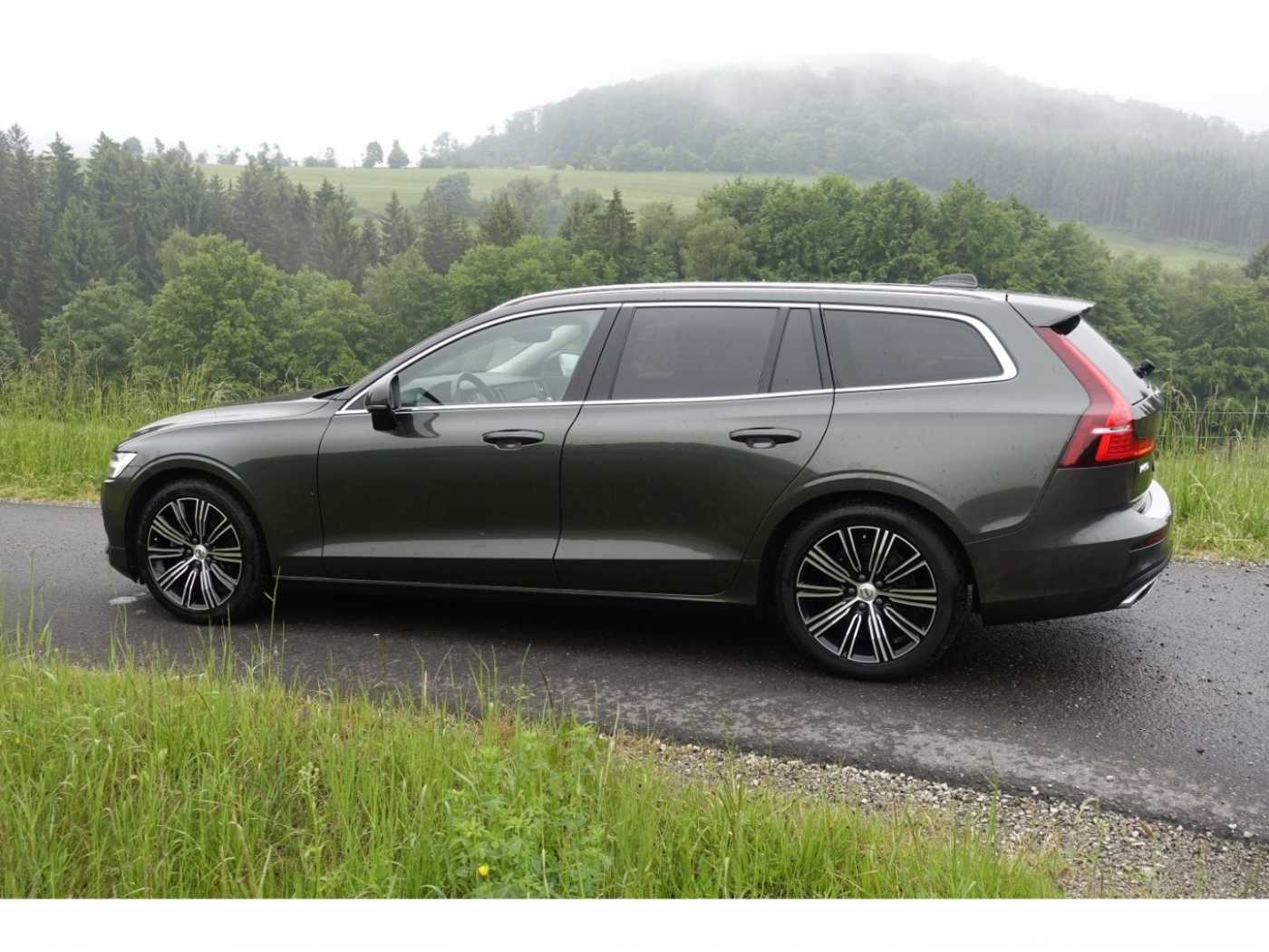 Volvo  Inscription D4 /Head-up Disp/Pano/360°/LED T