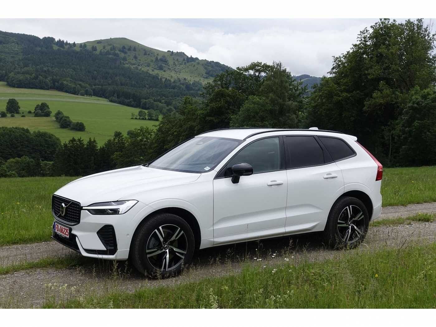 Volvo  R Design AWD B4 Diesel EU6d / Fahrerassiste