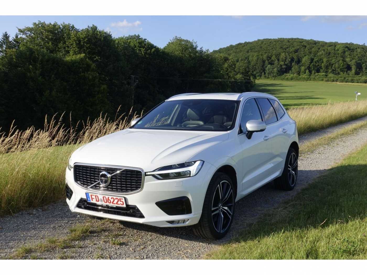 Volvo  R Design AWD T6