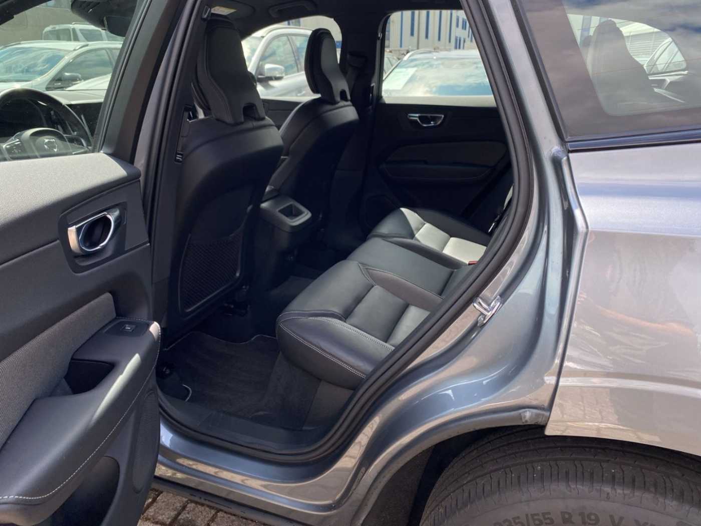 Volvo  R Design AWD B4 Diesel RFK
