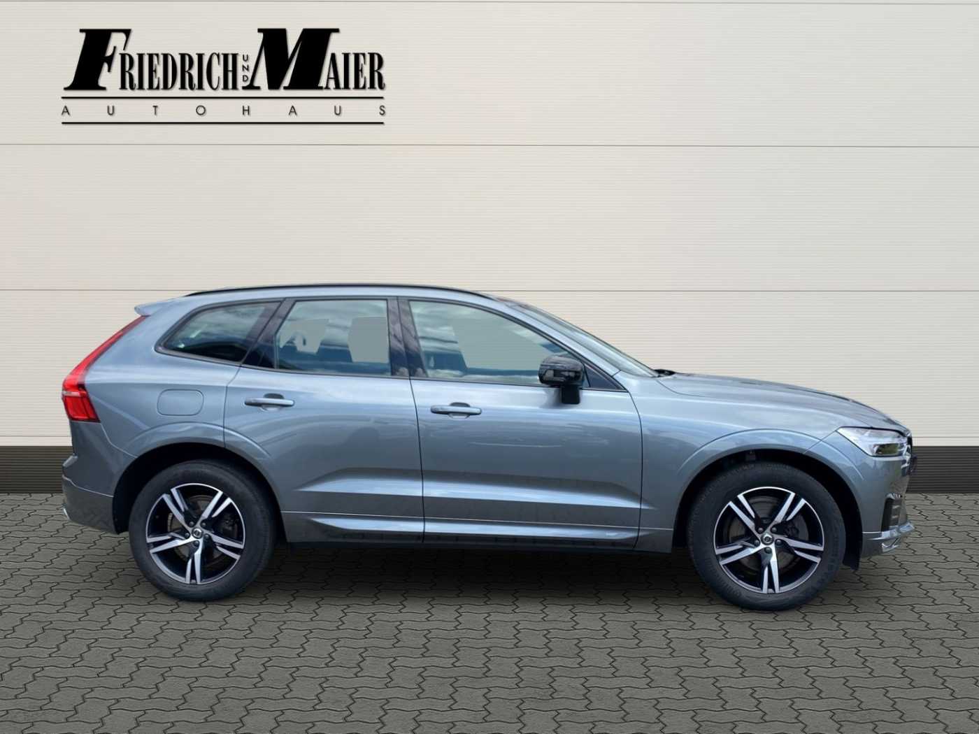 Volvo  R Design AWD B4 Diesel RFK