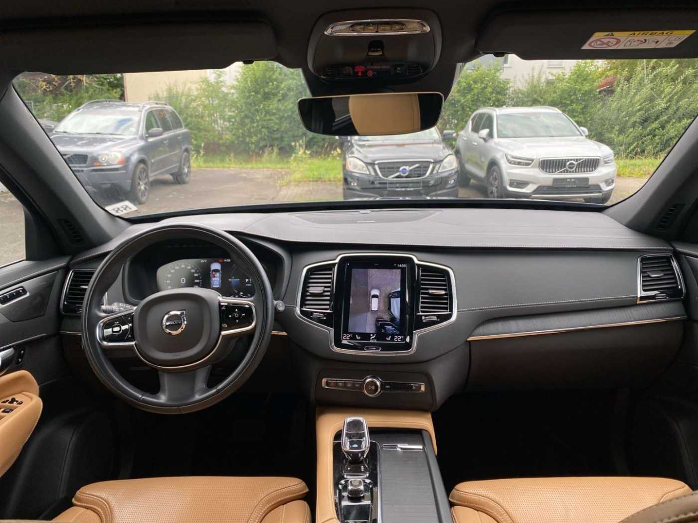 Volvo  Plus Bright Recharge Plug-In Hybrid AWD T8