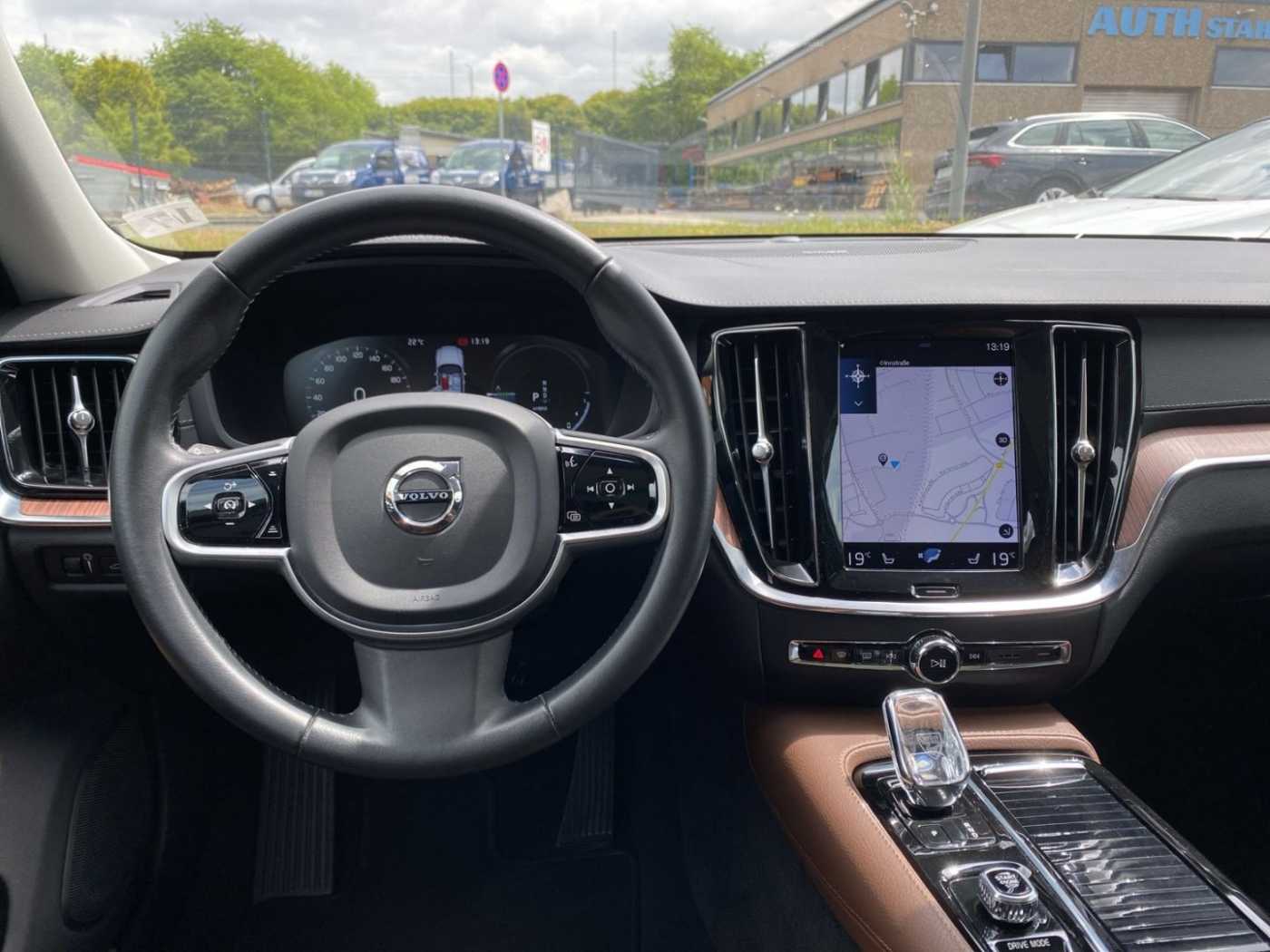 Volvo  T8 Inscription PHEV AWD H/K*HUD*PANO*RFK*PIL