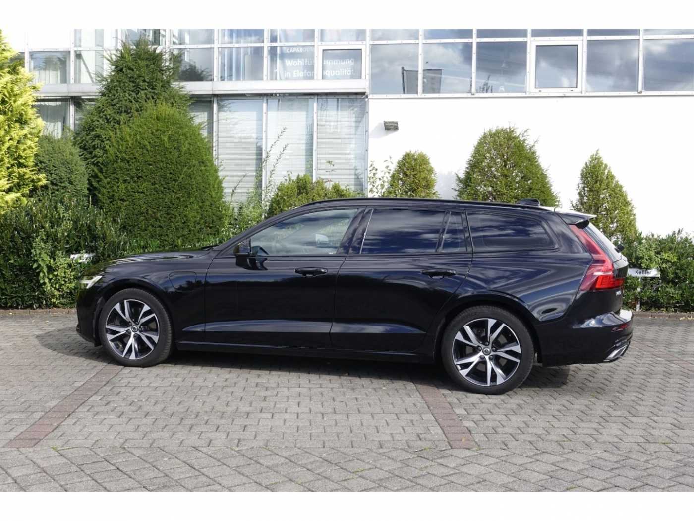 Volvo  T6 AWD R-Design V-LED*BLIS*ACC*AHK