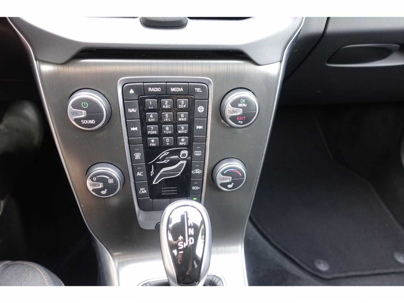 Volvo  D4 Cross Country You!