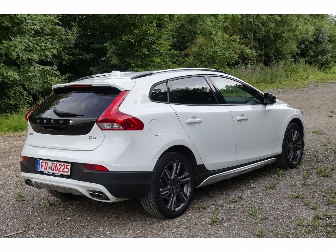 Volvo  D4 Cross Country You!