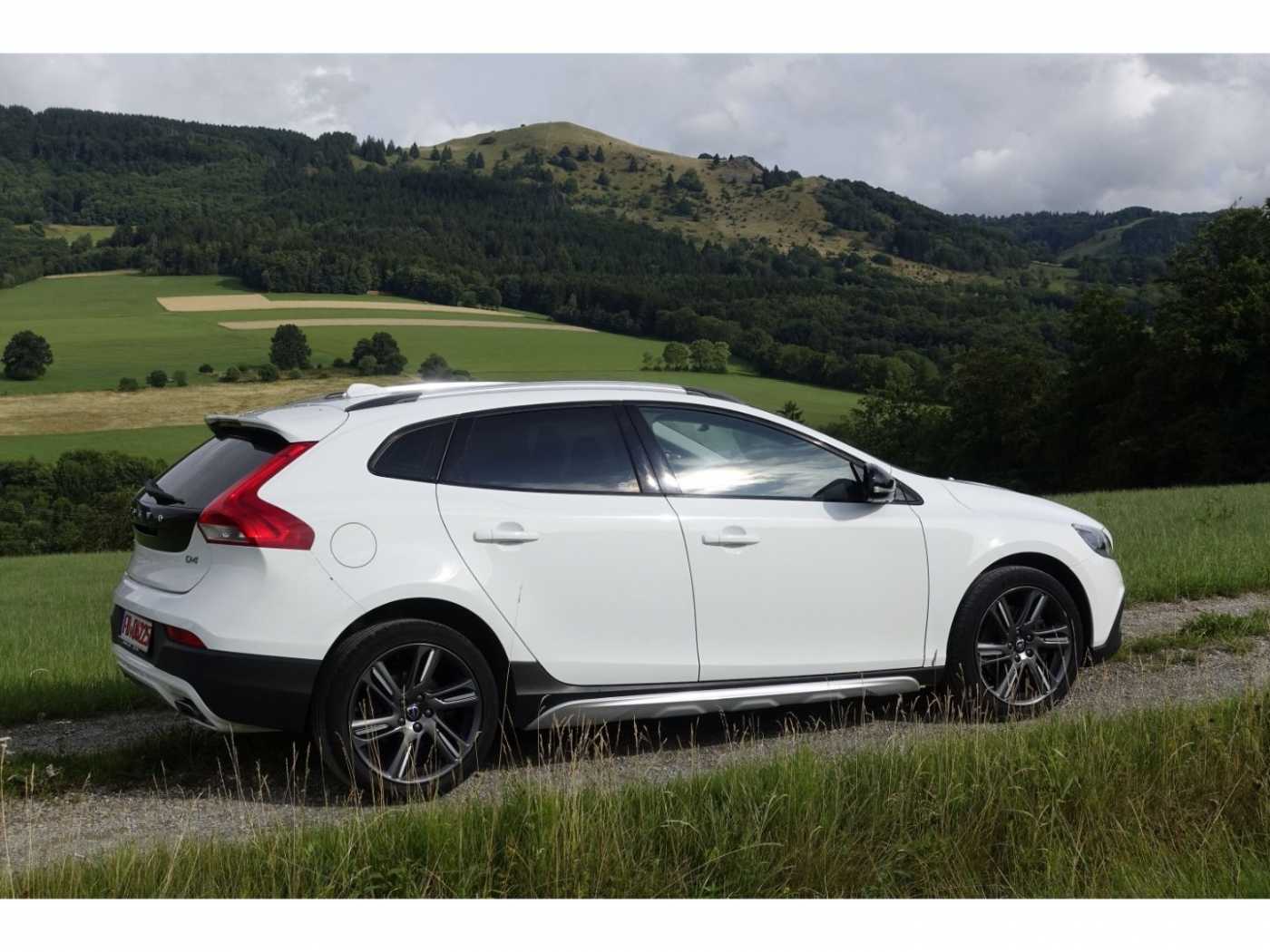 Volvo  D4 Cross Country You!