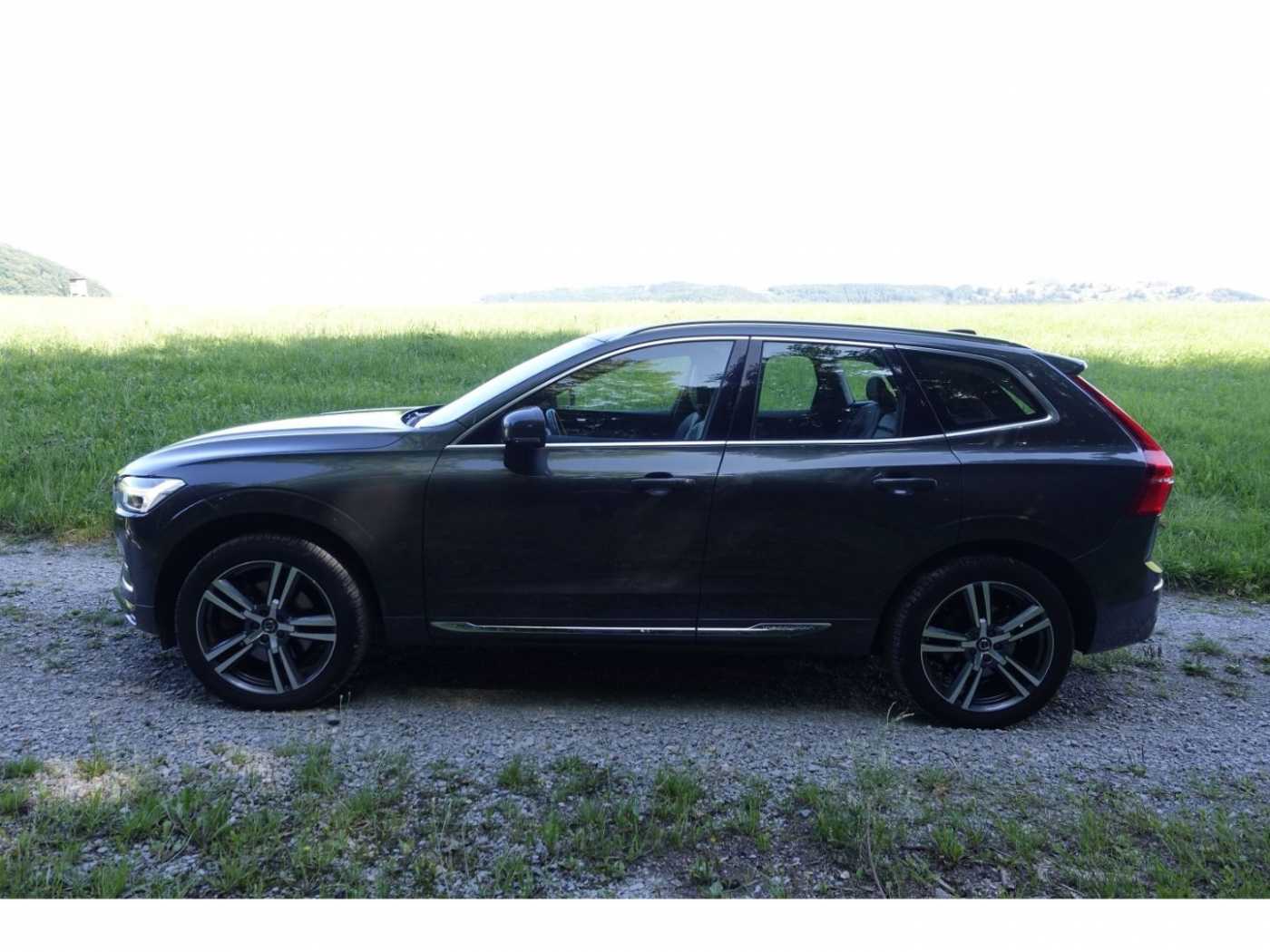 Volvo  D5 AWD Inscription  EU6d-T  / AHK / Pano /