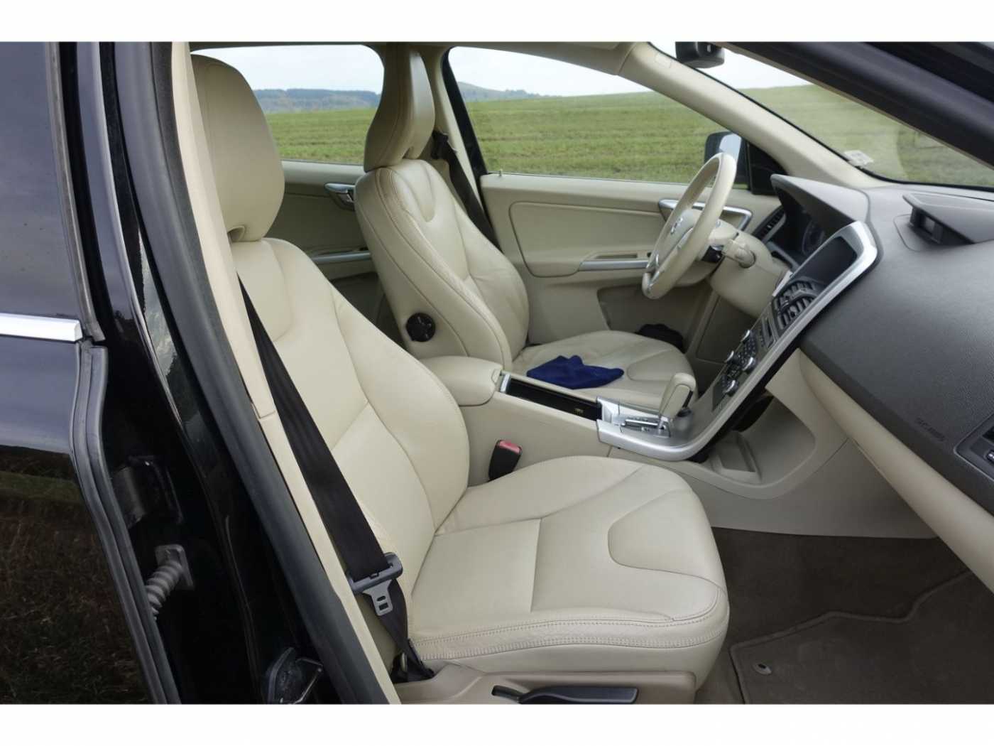 Volvo  Momentum Drive   AHK