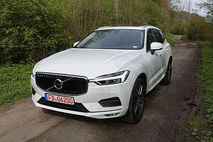 Volvo  D4 Momentum Pro AHK*ACC*BLIS*STHZG*V-LED