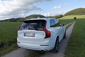 Volvo  D5 AWD Momentum AHK*RFK*STHZ*BLIS*PDC