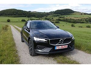 Volvo  Cross Country B5 AWD VLED ACC BLIS 360 AHK