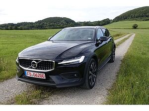 Volvo  Cross Country B5 AWD VLED ACC BLIS 360 AHK