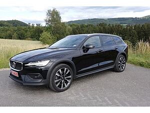 Volvo  Cross Country B5 AWD VLED ACC BLIS 360 AHK