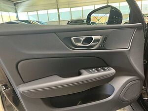 Volvo  Cross Country Plus AWD B4 AHK*