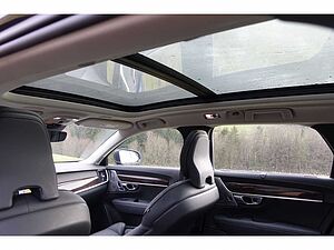Volvo  Inscription T8 AWD AHK*PGSD*HUD*360°4-C*B&W*