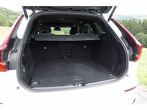 Volvo  R Design AWD B4 Diesel EU6d / Fahrerassiste