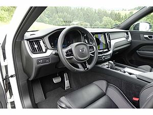 Volvo  R Design AWD B4 Diesel EU6d / Fahrerassiste