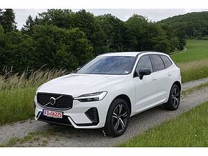 Volvo  R Design AWD B4 Diesel EU6d / Fahrerassiste