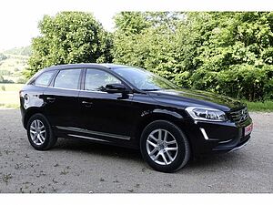 Volvo  Summum AWD D5 DPF / BusinessP. /Pano/Rückfah