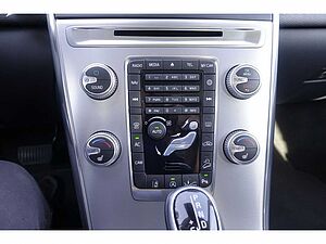 Volvo  Summum AWD D5 DPF / BusinessP. /Pano/Rückfah