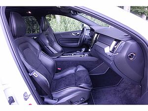 Volvo  R Design AWD T6