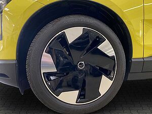 Volvo  Plus Single Motor Extended Range 2WD Pure E