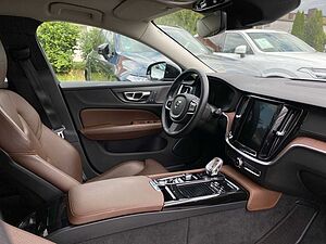 Volvo  T8 Inscription PHEV AWD H/K*HUD*PANO*RFK*PIL
