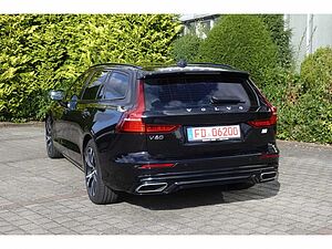 Volvo  T6 AWD R-Design V-LED*BLIS*ACC*AHK