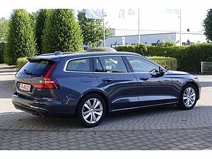 Volvo  Momentum D3 EU6d-T /Lichtpaket / Winterpaket