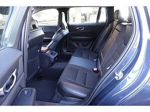 Volvo  Momentum D3 EU6d-T /Lichtpaket / Winterpaket