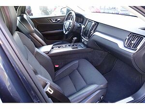 Volvo  Momentum D3 EU6d-T /Lichtpaket / Winterpaket