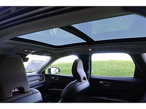 Volvo  D5 AWD Inscription  EU6d-T  / AHK / Pano /