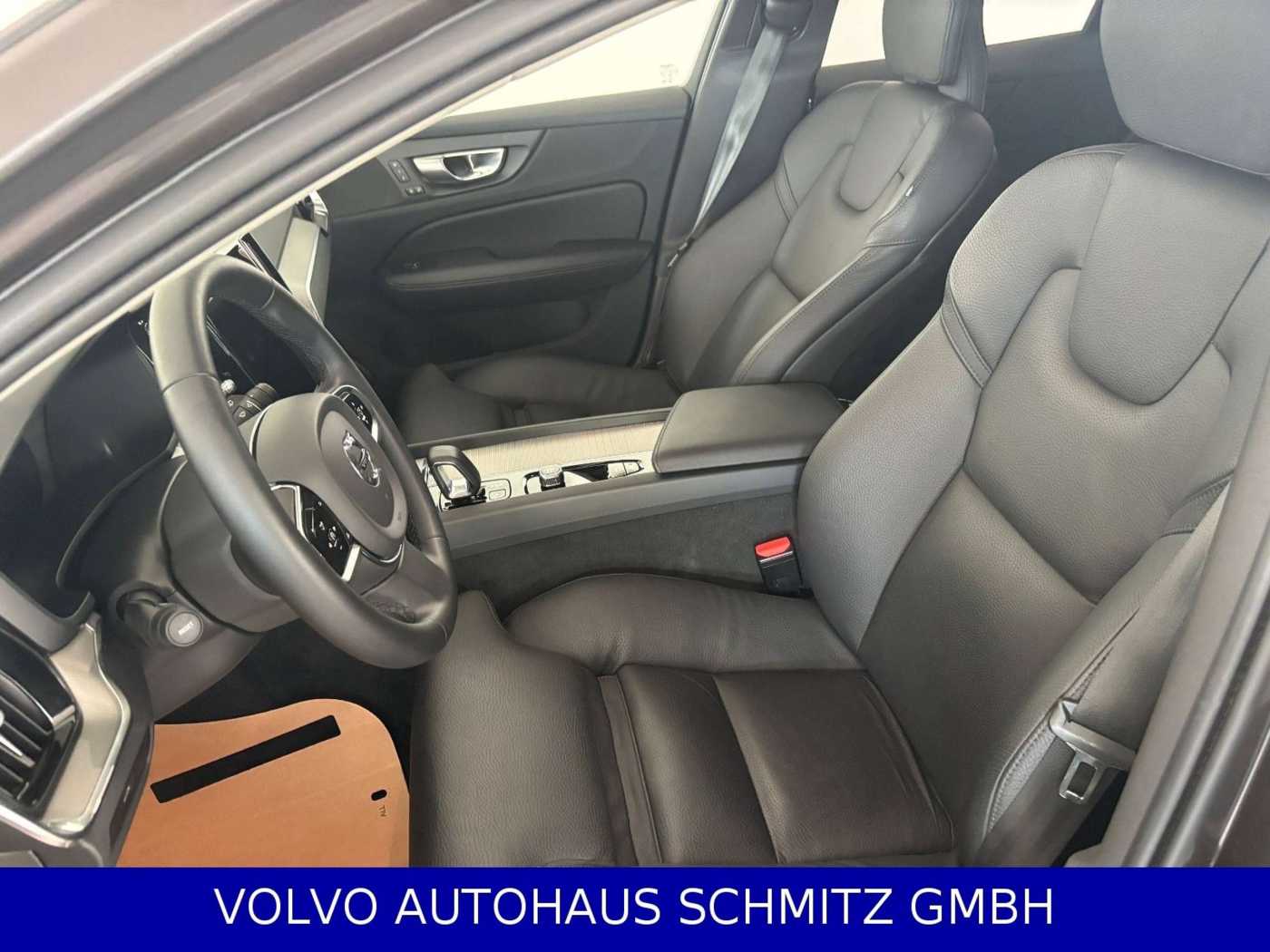 Volvo  V 60 B4 Plus Dark 360Gr/Standheizung/4-Zonen/AHK