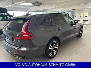 Volvo  V 60 B4 Plus Dark 360Gr/Standheizung/4-Zonen/AHK