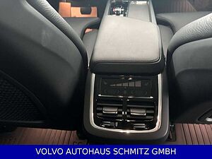 Volvo  V 60 B4 Plus Dark 360Gr/Standheizung/4-Zonen/AHK