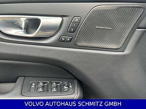 Volvo  Ultimate Dark AWD Massage Luftfahrwerk 21'