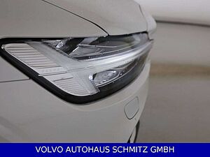 Volvo  B4 Plus Dark Leder Harman Voll-LED BLIS