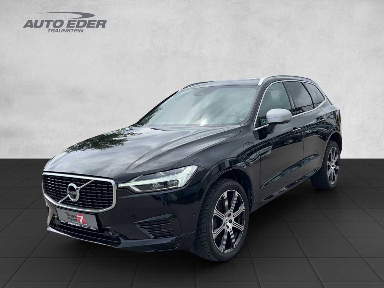 Volvo  XC 60 R Design T8 AWD Luftfw. B&W PNAO Sportpaket Bluetooth Head Up Display Navi