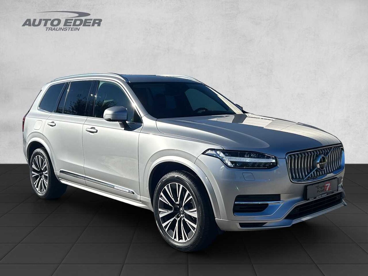 Volvo  XC 90 Inscription Expression Recharge Plug-In Hybr Bluetooth Navi LED Vollleder