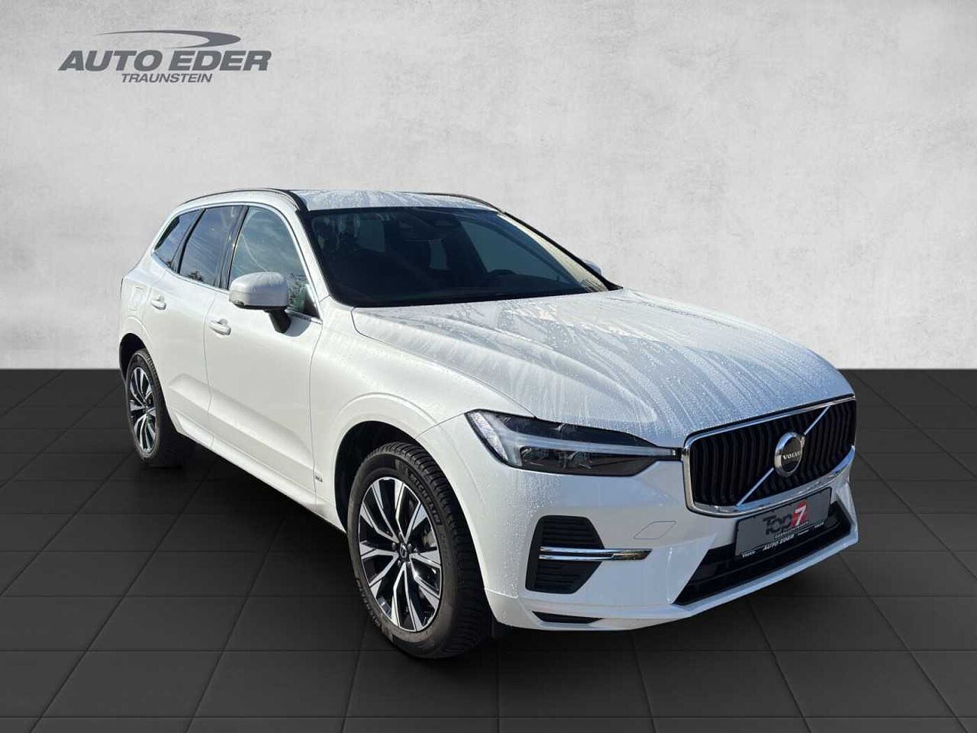 Volvo  XC 60 Core 2WD Winter-Paket Bluetooth Navi LED Klima Einparkhilfe el. Fenster