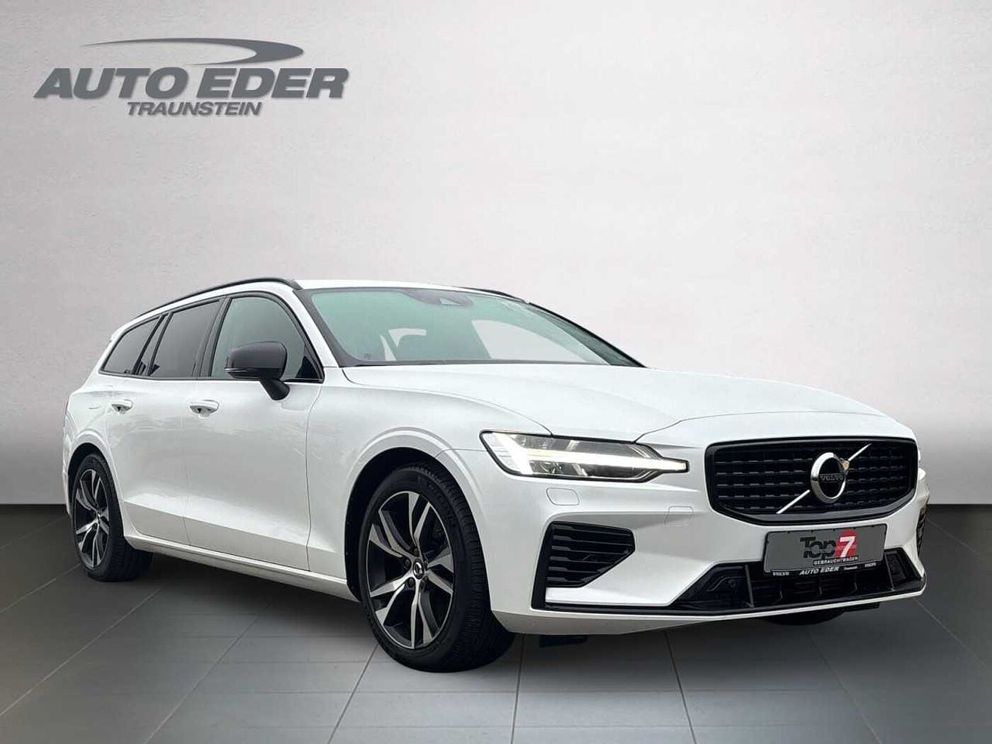 Volvo  V60 R Design Recharge Plug-In Hybrid AWD Bluetooth Head Up Display Navi LED Klim