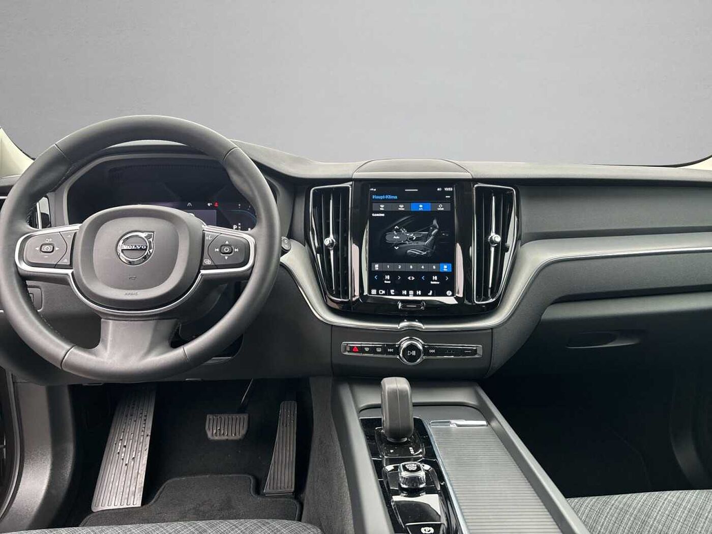 Volvo  XC 60 Momentum Pro 2WD Bluetooth Navi LED Klima Einparkhilfe el. Fenster