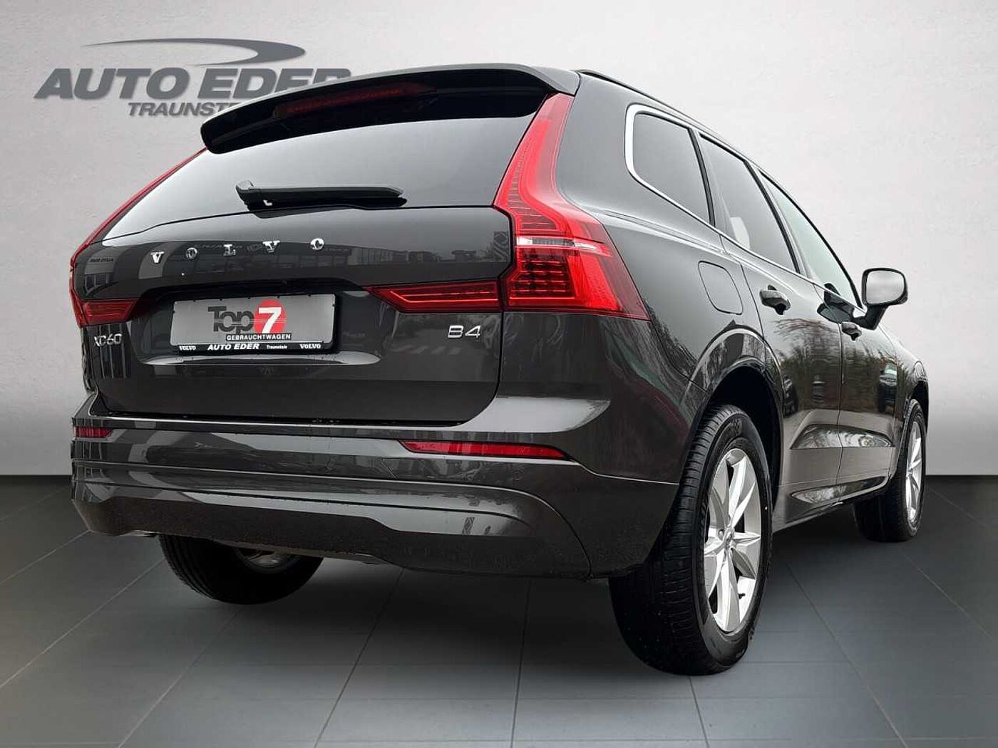 Volvo  XC 60 Momentum Pro 2WD Bluetooth Navi LED Klima Einparkhilfe el. Fenster