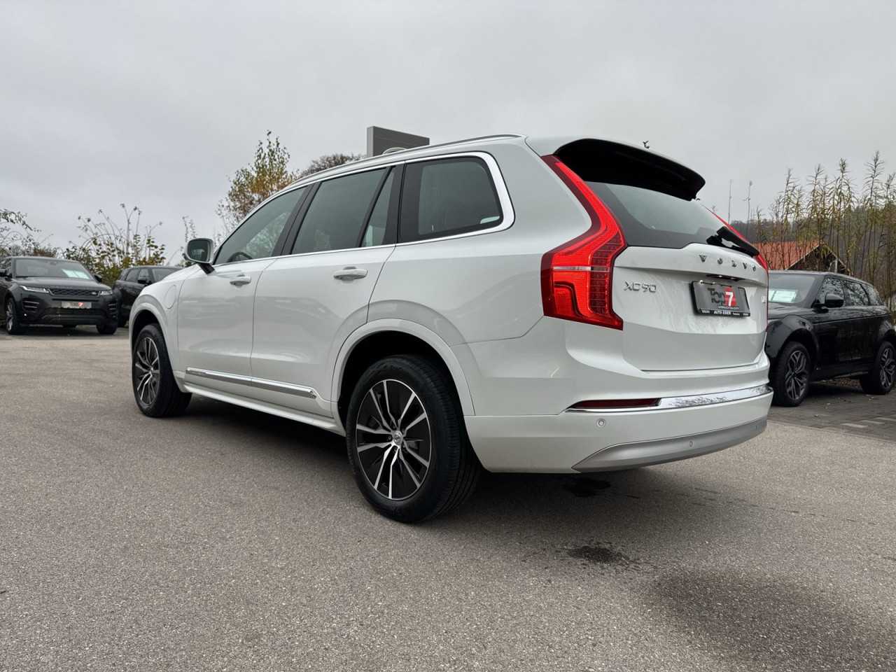 Volvo  XC 90 Inscription Expression Recharge Plug-In Hybr Bluetooth Navi LED Klima Einp