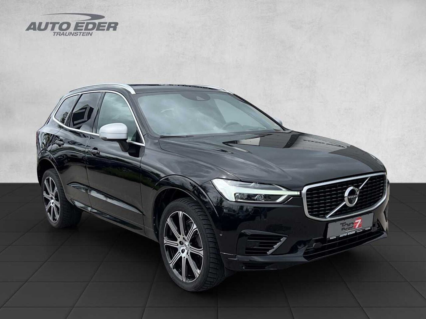 Volvo  XC 60 R Design Plug-In Hybrid AWD Sportpaket Bluetooth Head Up Display Navi LED